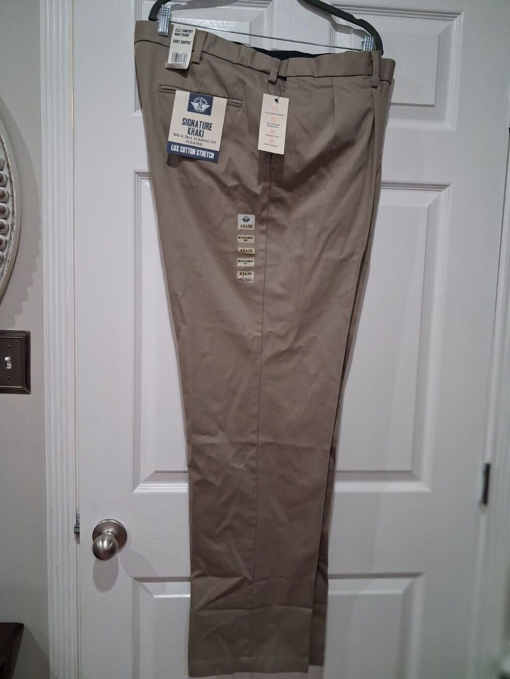 DOCKERS Signature Khaki Classic Fit Pleated Tan Dress Pants - Size 42x36NWT